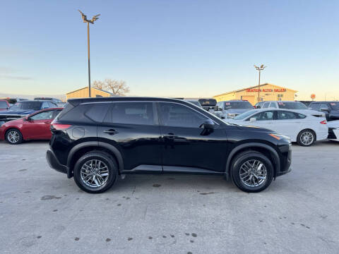 2022 Nissan Rogue S
