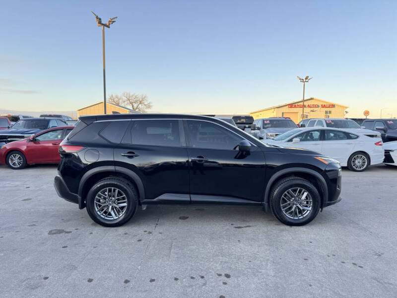 2022 Nissan Rogue S