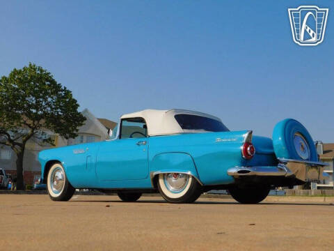 1956 Ford Thunderbird