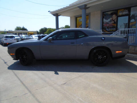 2018 Dodge Challenger SXT Plus