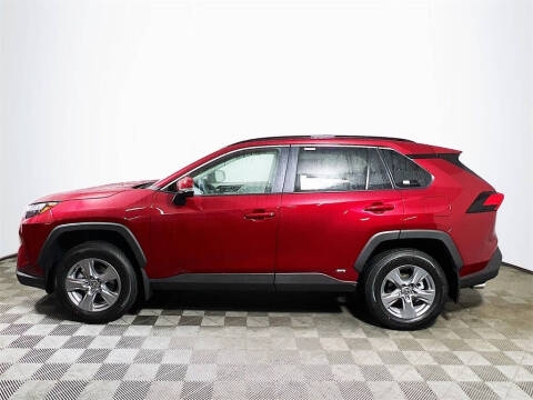 2025 Toyota RAV4 Hybrid XLE