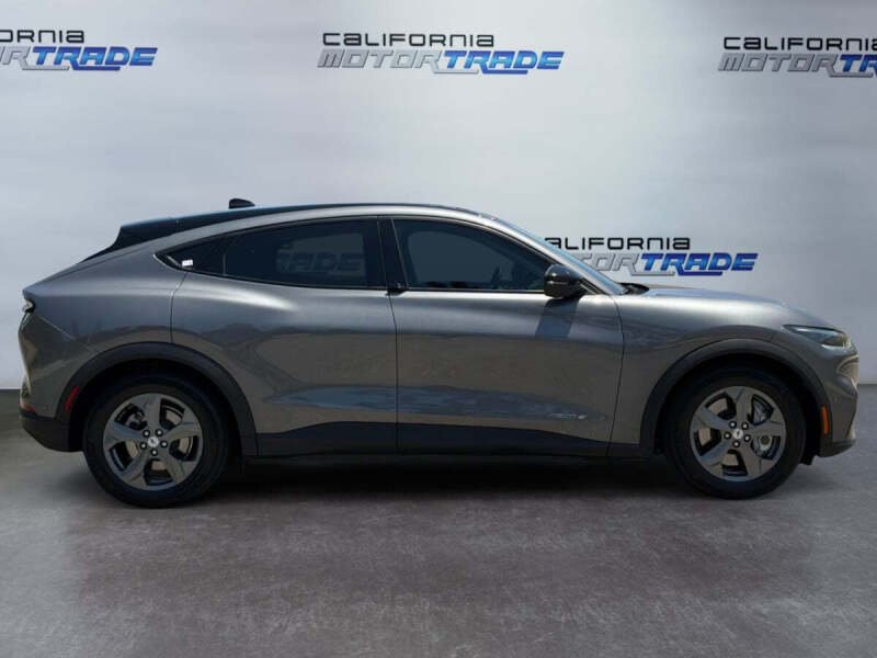 2023 Ford Mustang Mach-E Select