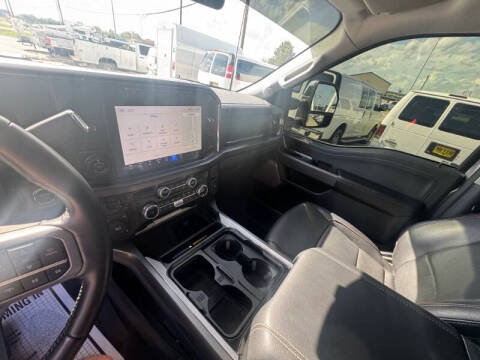 2023 Ford F-450 Super Duty Lariat