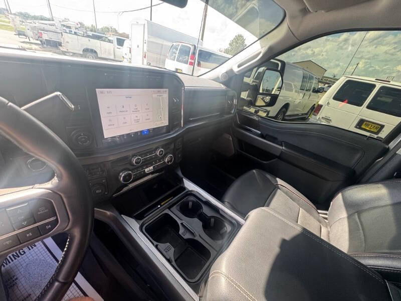 2023 Ford F-450 Super Duty Lariat