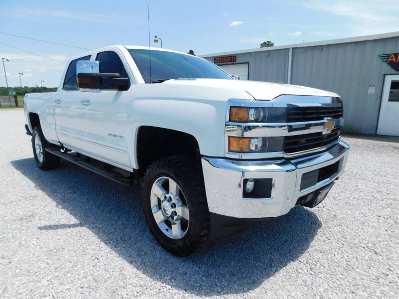 2016 Chevrolet Silverado 2500HD for sale at ARDMORE AUTO SALES in Ardmore AL