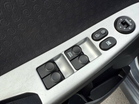 2012 Hyundai Accent SE