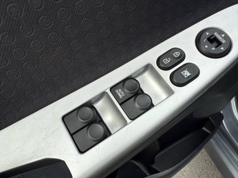 2012 Hyundai Accent SE