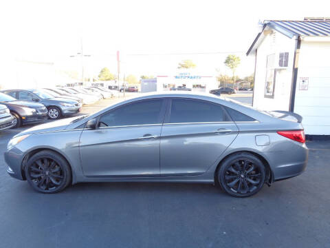 2012 Hyundai Sonata for sale at Cars Unlimited Inc in Lebanon TN