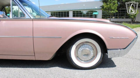 1962 Ford Thunderbird