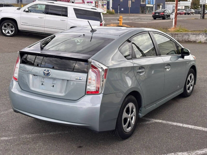 2012 Toyota Prius Three