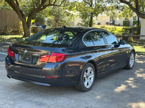 2011 BMW 5 Series 528i