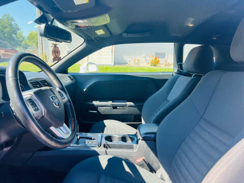 2013 Dodge Challenger SXT