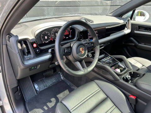 2026 Porsche Cayenne Coupe