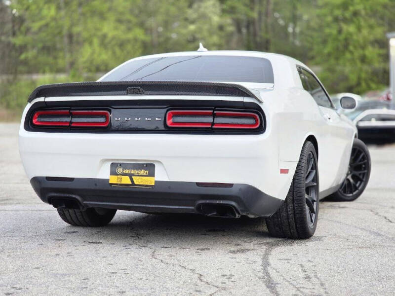2015 Dodge Challenger SRT Hellcat