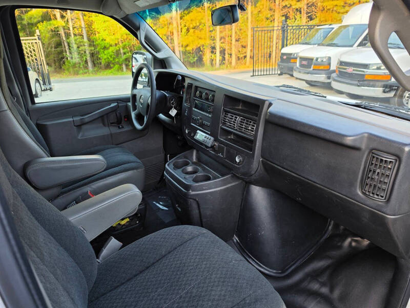2021 GMC Savana 2500