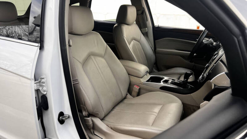 2012 Cadillac SRX Luxury Collection