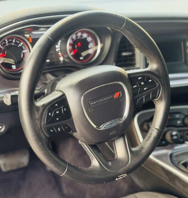 2017 Dodge Challenger SXT