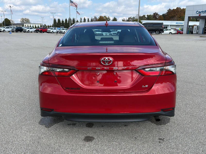 2024 Toyota Camry LE