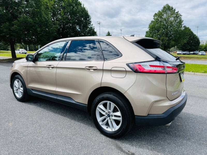 2020 Ford Edge SE