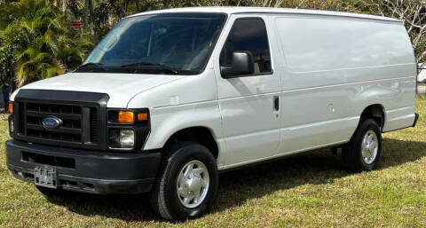 2011 Ford E-Series E-350 SD