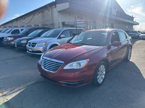 2012 Chrysler 200 for sale at Six Brothers Mega Lot in Youngstown OH