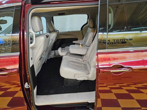 2017 Chrysler Pacifica Touring-L Plus