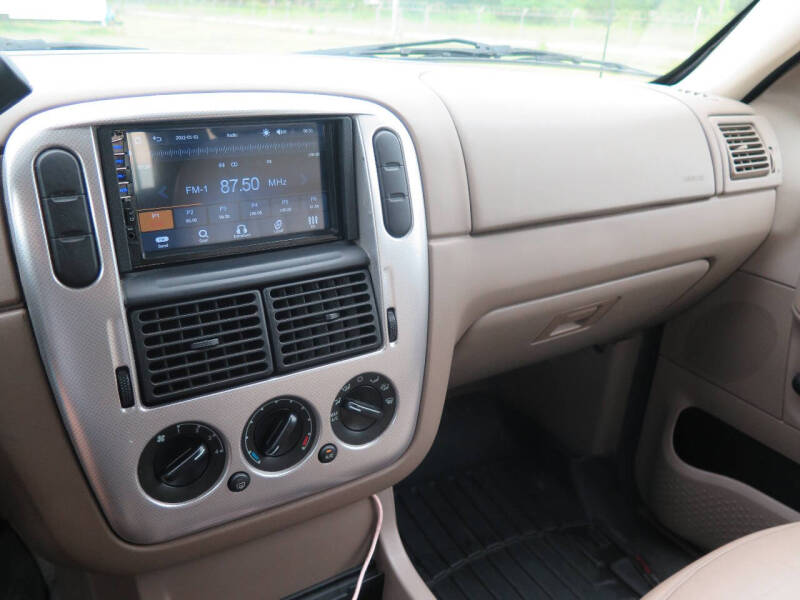 2004 Mercury Mountaineer Convenience