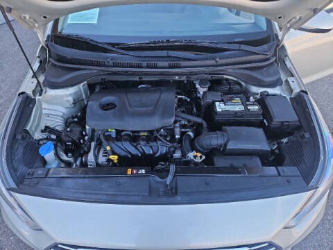 2019 Hyundai Accent SE