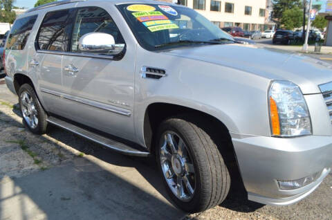 2013 Cadillac Escalade Luxury