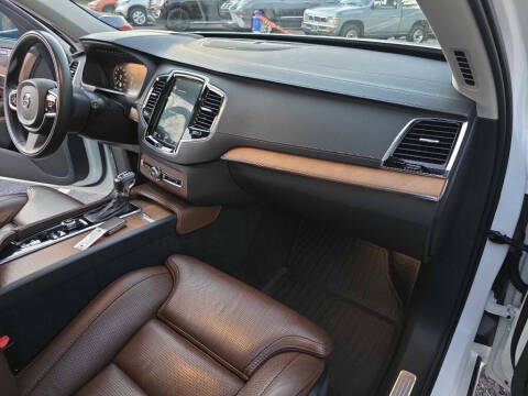 2019 Volvo XC90 T6 Inscription