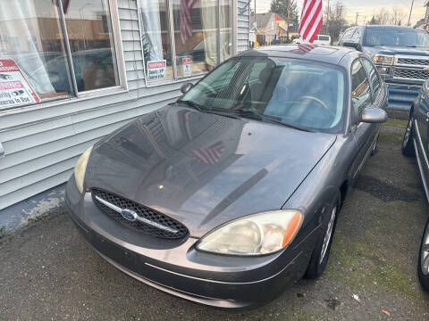 2003 Ford Taurus for sale at American Dream Motors in Everett WA