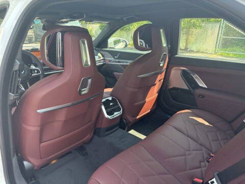 2025 BMW 7 Series 740i xDrive