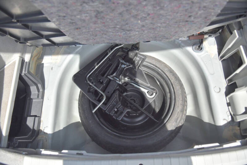 2012 Toyota Prius Three