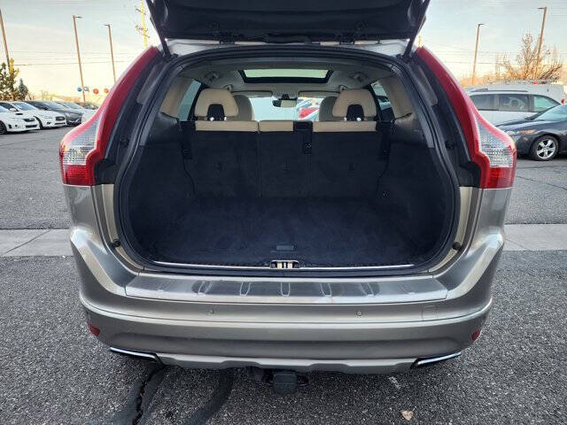 2016 Volvo XC60 T6 Drive-E