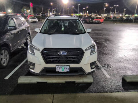 2023 Subaru Forester Premium