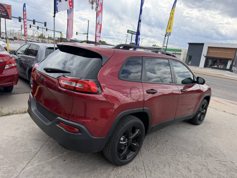 2017 Jeep Cherokee Sport