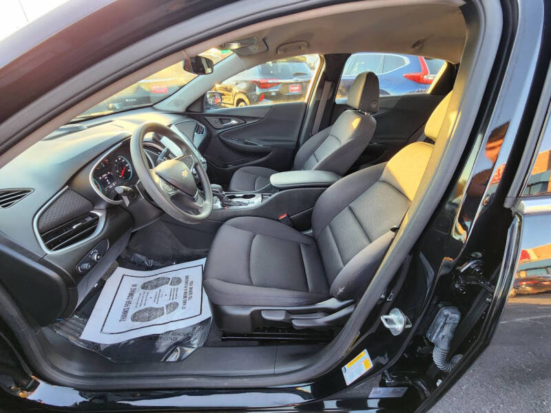 2024 Chevrolet Malibu LS