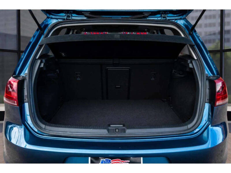 2015 Volkswagen Golf TSI S