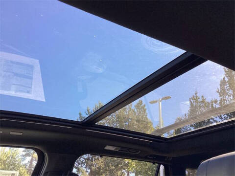 2025 Toyota Sequoia Platinum