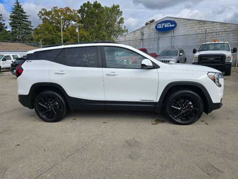 2023 GMC Terrain SLE