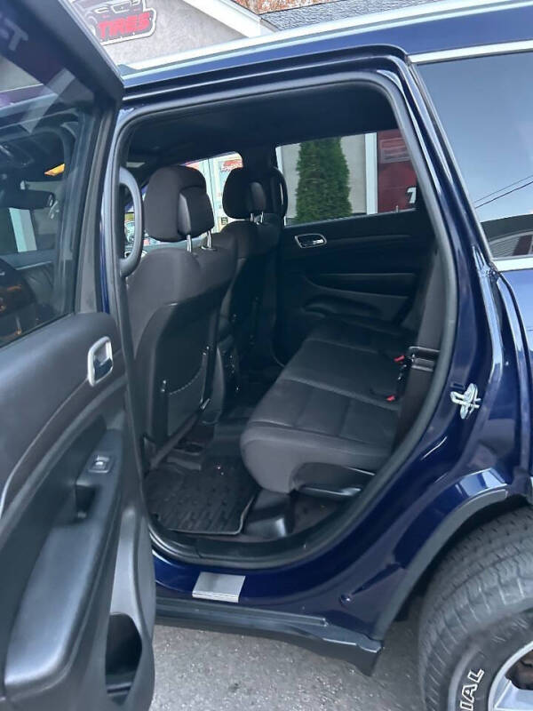 2018 Jeep Grand Cherokee Laredo E