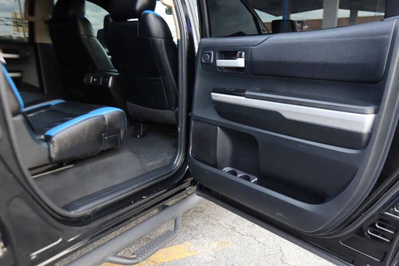 2015 Toyota Tundra SR5