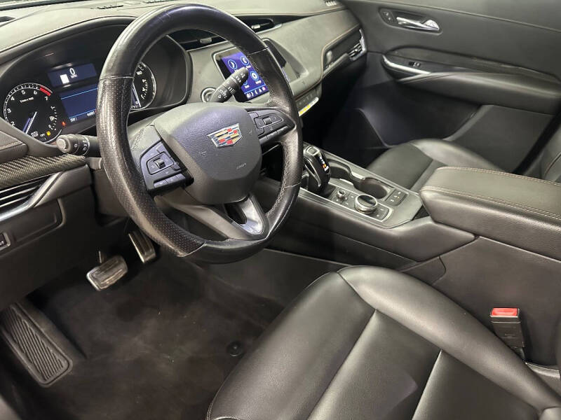 2019 Cadillac XT4 Sport