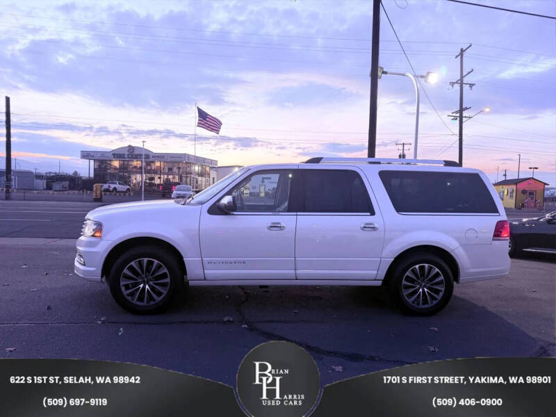 2017 Lincoln Navigator L Select