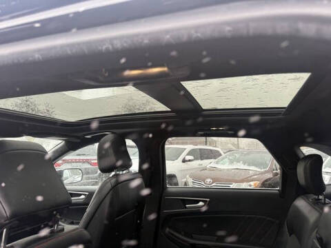 2021 Ford Edge