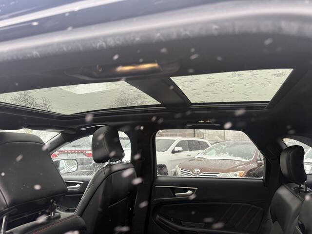 2021 Ford Edge