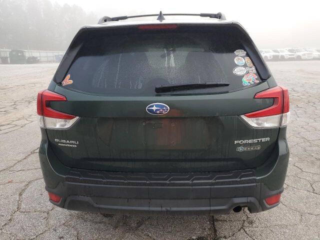 2024 Subaru Forester Premium