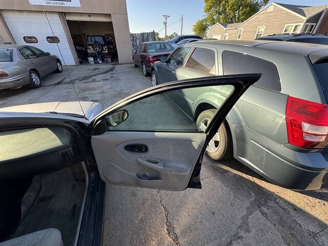 2002 Saturn S-Series SL2