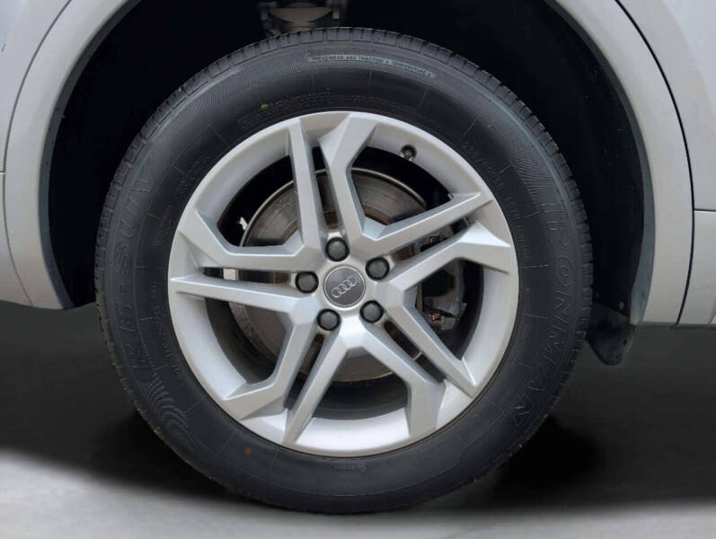 2019 Audi Q5 quattro Premium 45 TFSI