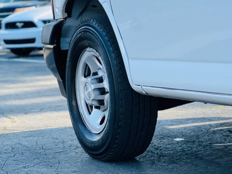 2019 Chevrolet Express 2500